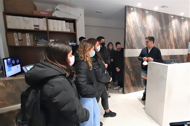 Οι σπουδαστές του ΙΕΚ Μορφή με τον κ. Κώστα Παγωνίδη